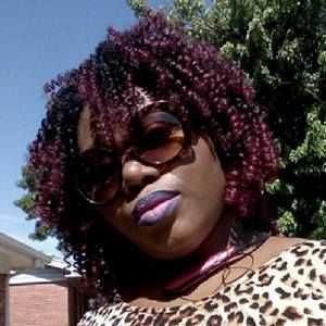 Meet your Posher, Dorisa